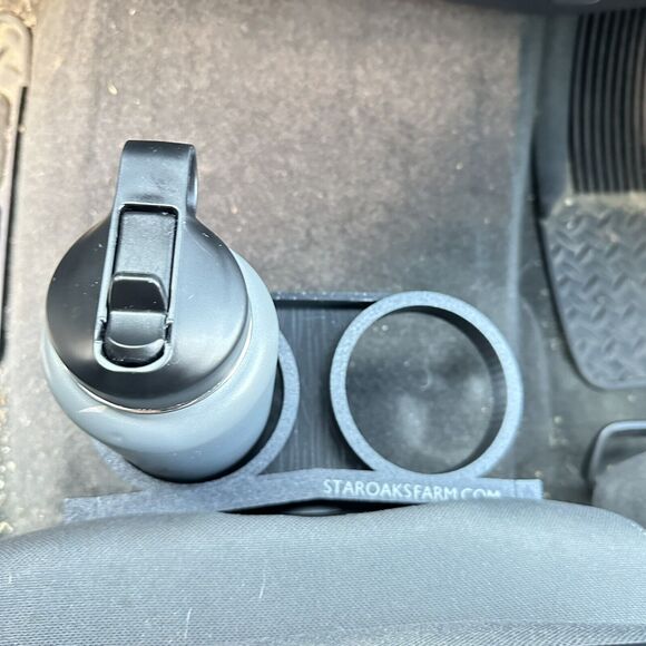 Dual Water Bottle Holder for 2014-2018 Chevrolet Silverado and GMC Sierra - Picture 13 of 16